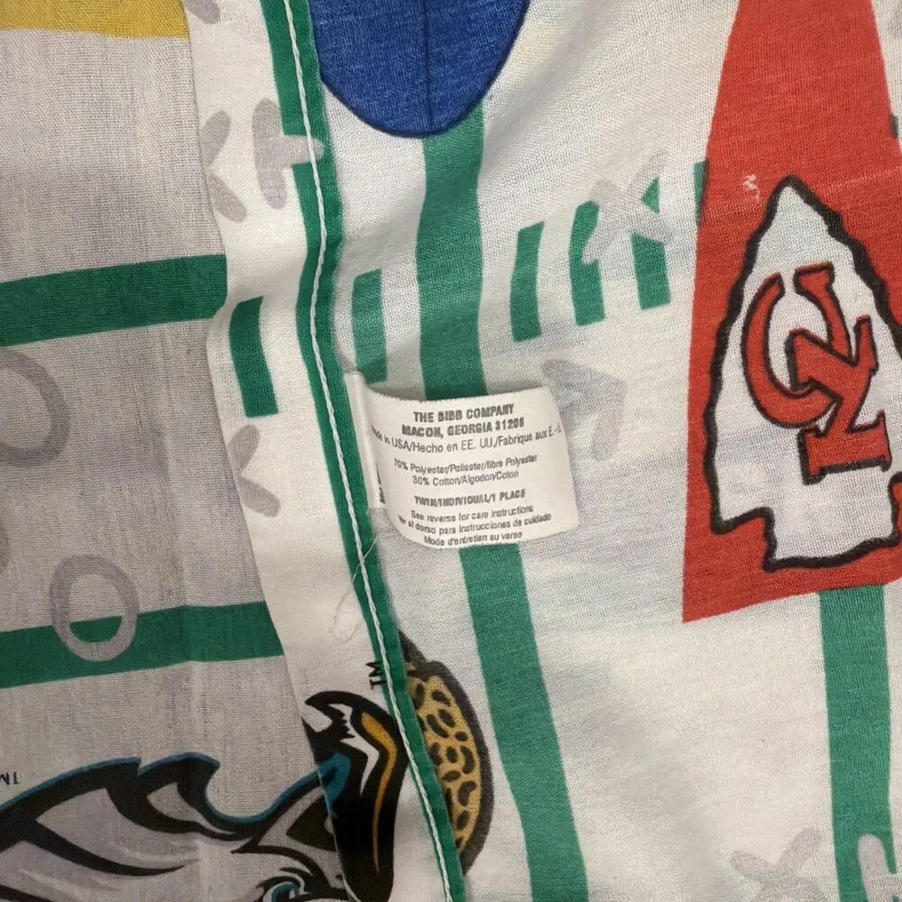 VTG 1996 NFL The Bibb Official Teams Logo Twin Flat Sheet Yard Lines Pennant USA